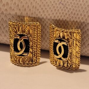 Vintage Clip On  Textured Gold and Black Earrings,not Signed